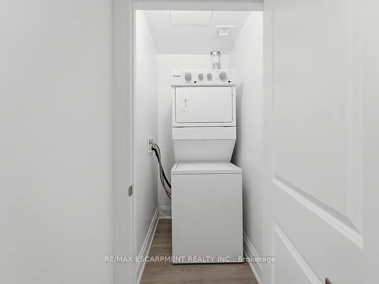 5055 Greenlane Rd #340 — Photo 16