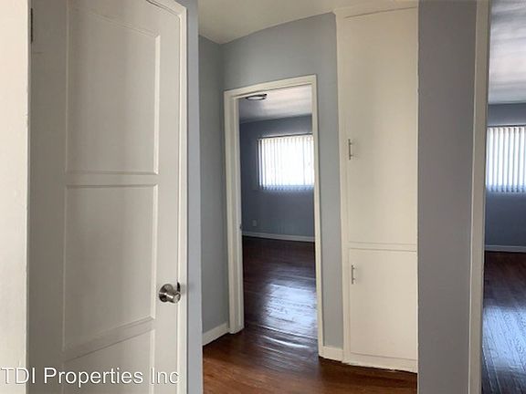 4th image of 1946 W Florence Ave APT 7