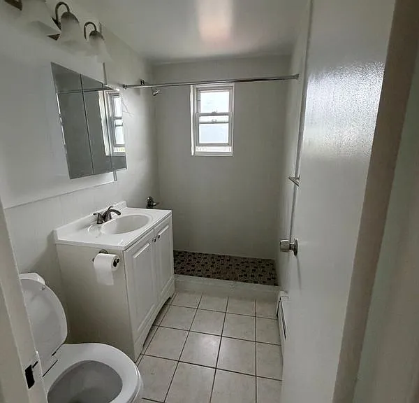 347 Quincy Ave #2 — Photo 7
