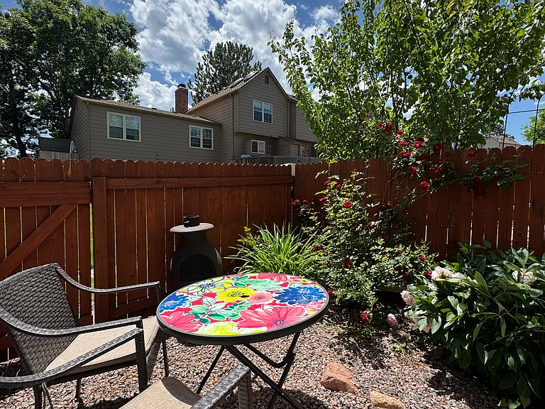 6740 Overland Dr — Photo 28