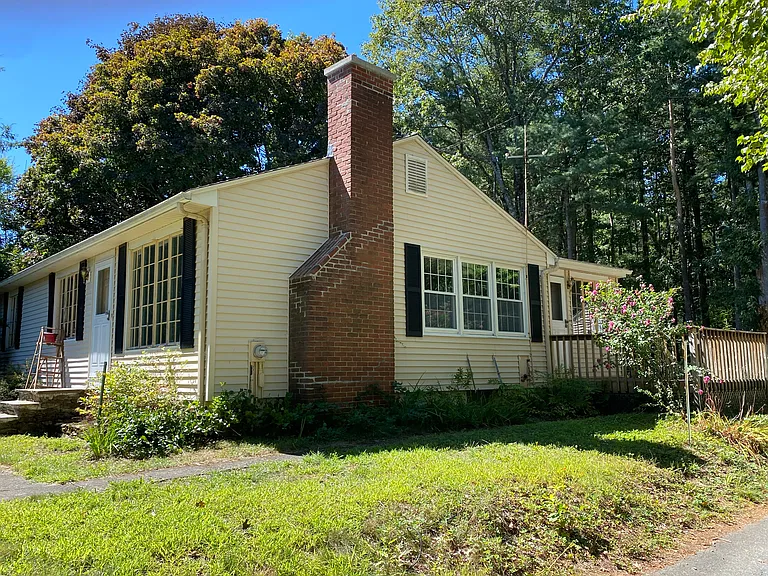 463 Bailey Rd — Photo 3