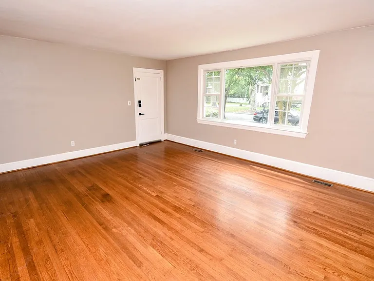 1330 Monterey Ave #1 — Photo 6