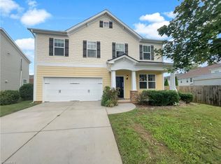 4604 Meadowside Ter, High Point, NC 27265