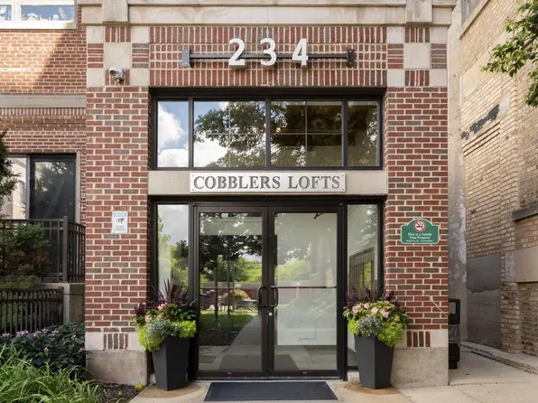 234 E Reservoir AVENUE #606, Milwaukee, WI 53212