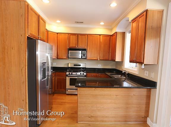 3rd image of 3709 N Southport Ave #First