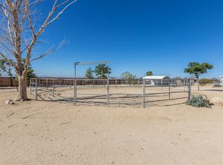 6059 105th St W, Rosamond, CA 93560