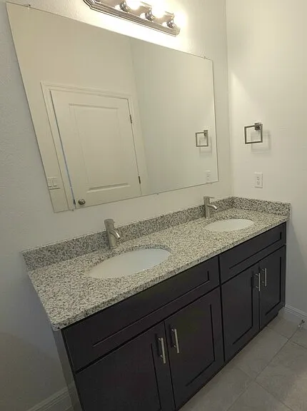 6374 N Falmouth Ter — Photo 15