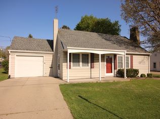 3928 N University St, Peoria, IL 61614