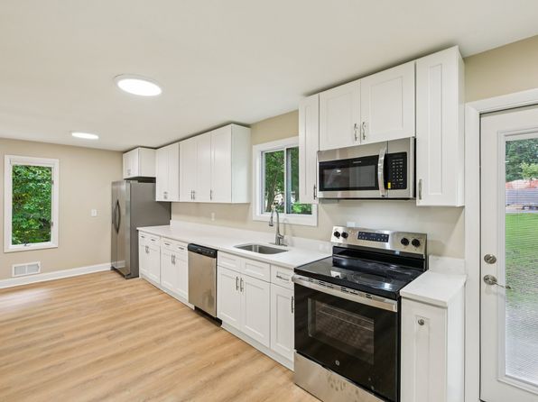 14088 Barbara Cir