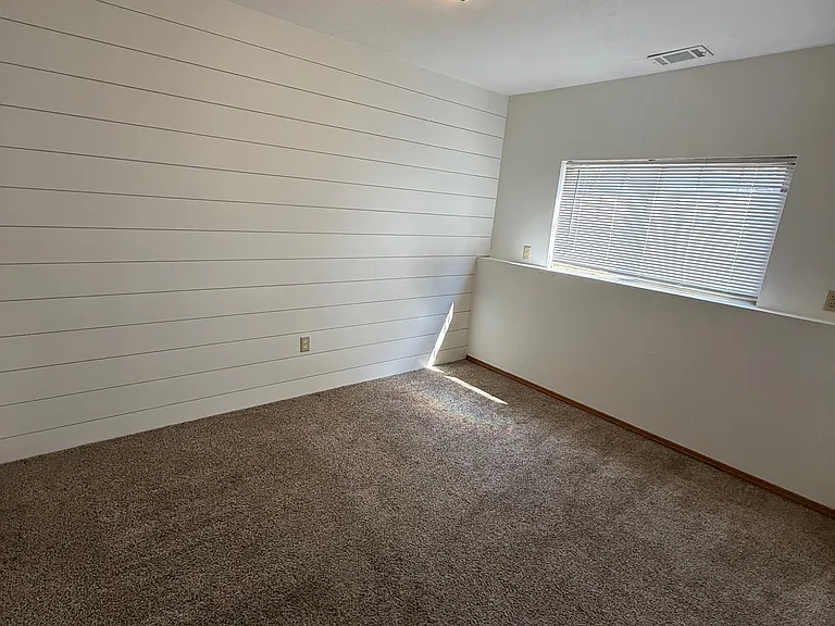 1297 Red Pine Way — Photo 7