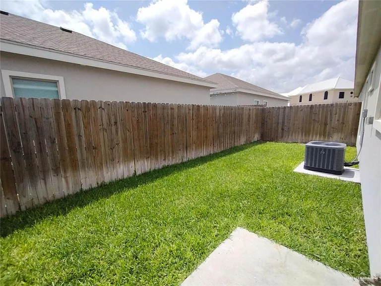 805 W Sunset Valley St #3 — Photo 12