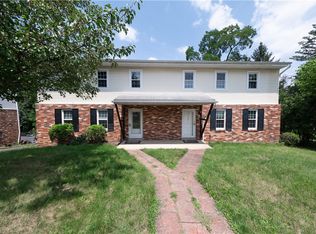 372-374 Sunset Rd, Pittsburgh, PA 15237