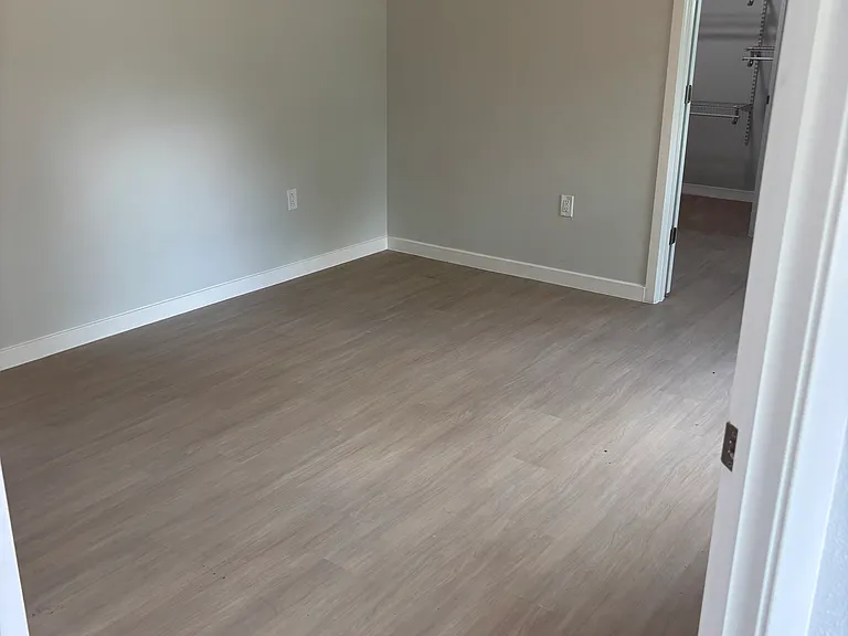 Sandcastle Pines Apartments — Photo 20