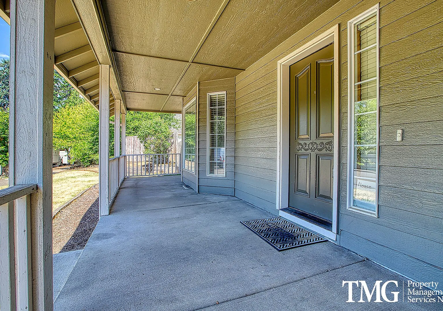 Charming Wildwood Home with Spacious Yard & Bonus Room — Photo 4