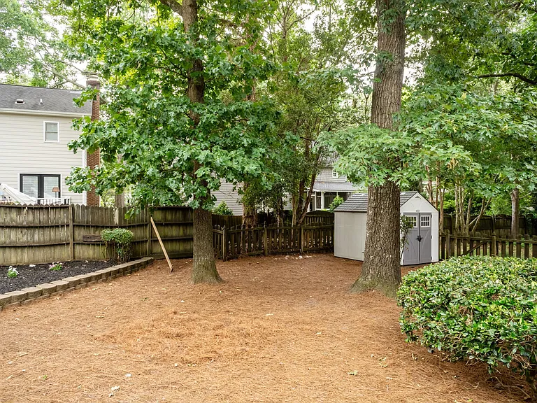 2621 Sawmill Rd — Photo 36