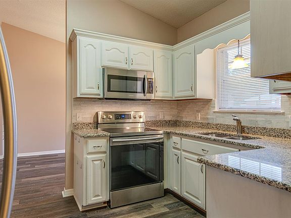 4th image of 5154 Copperfield Dr
