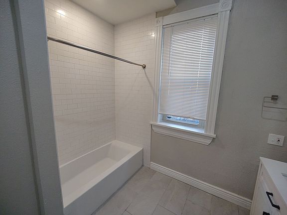 5th image of 2220 S 9th St #A