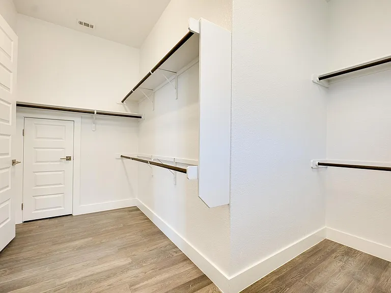 523 Baldovino Skyway — Photo 27