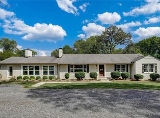 1606 Westridge Rd, Greensboro, NC 27410