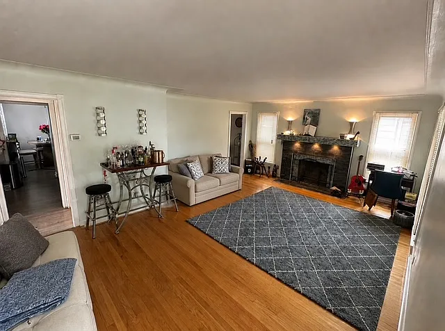 25501 Pembroke Ave — Photo 5