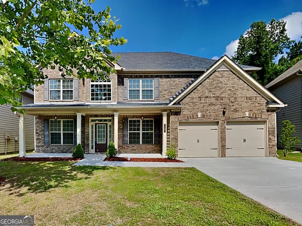 3507 Hideaway Ln, Loganville, GA 30052