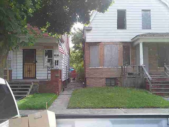3958 Sheridan