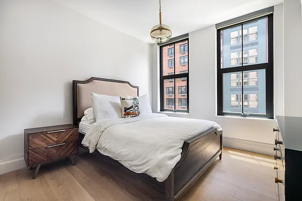 Rented by Compass | media 16