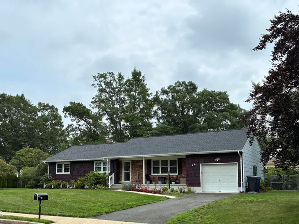 98 Woodridge Avenue, Toms River, NJ 08755