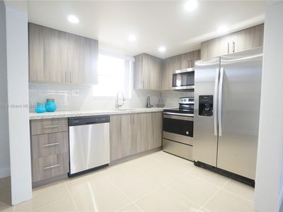 9369 Fontainebleau Blvd APT J223, Miami, FL, 33172