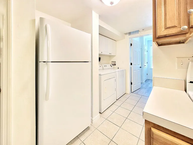 1220 SW 1st Ave #209 — Photo 9