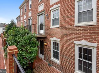 3277 Sutton Pl NW APT D, Washington, DC 20016