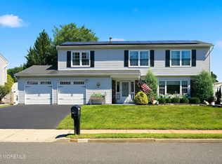 46 Hedgewood Road, Howell, NJ 07731