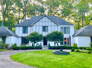 7 Valley Ridge Farm, Chagrin Falls, OH 44022