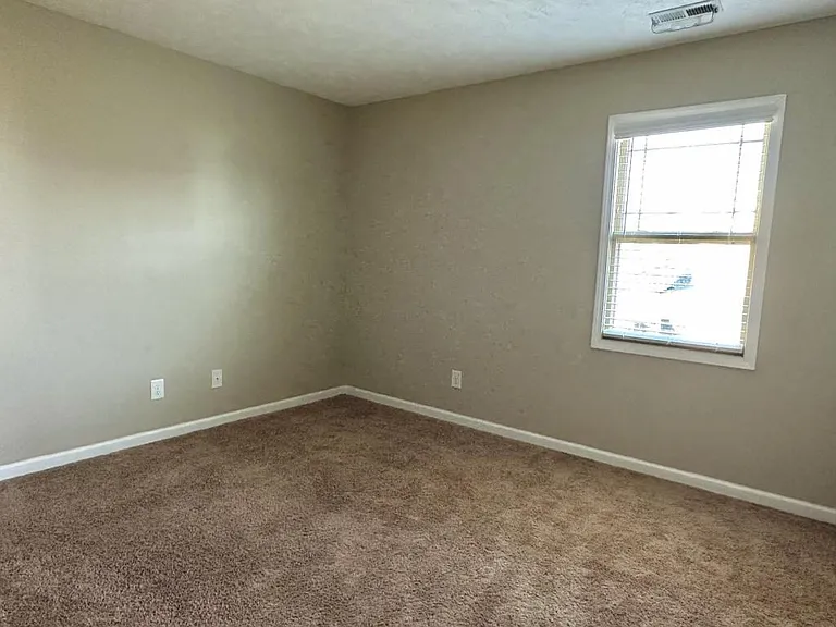 6311 Jacobs Creek Cir — Photo 15
