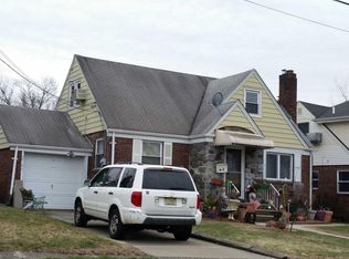 37-06 Garden View Ter, Fair Lawn, NJ 07410