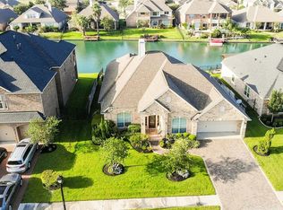 18026 Grotto Point Dr, Cypress, TX 77429