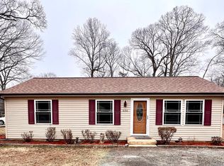 550 White Sands Dr, Lusby, MD 20657