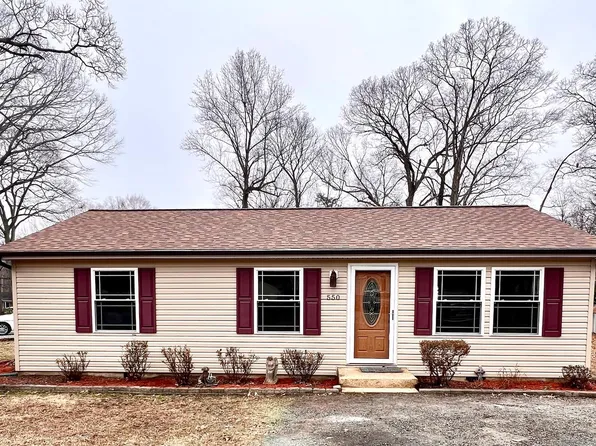 550 White Sands Dr, Lusby, MD 20657