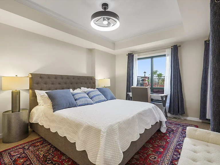121 N Monroe St #5004 — Photo 18