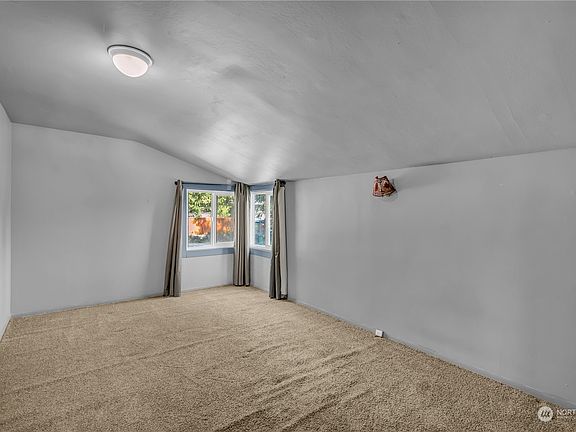 5th image of 15654 42nd Avenue S