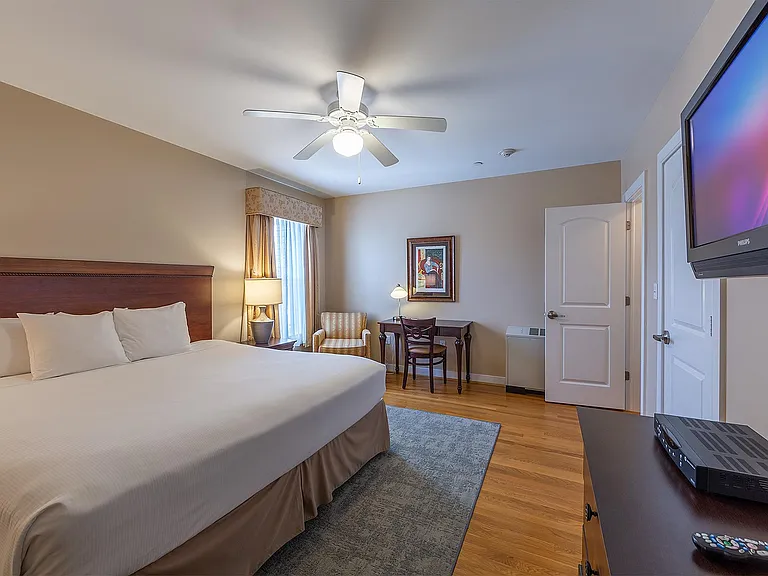116 Lancaster Ave — Photo 2