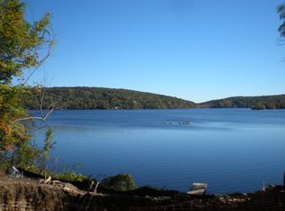 17 Ellisdale Rd, Hewitt, NJ 07421