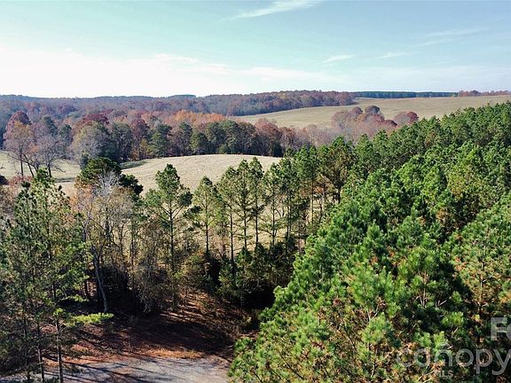 4th image of 127 Whispering Pines Ln #70A