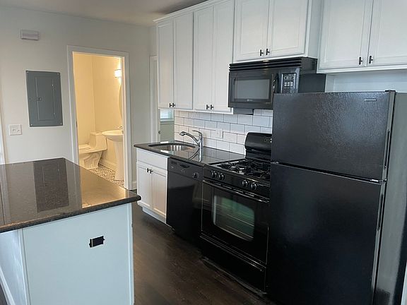 4th image of 5 McAvoy St Floor 1
