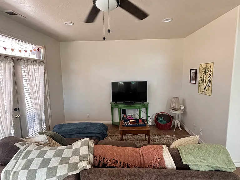 1299 E Makayla Way — Photo 14