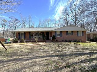 5010 Harri Ann Dr, Charlotte, NC 28227