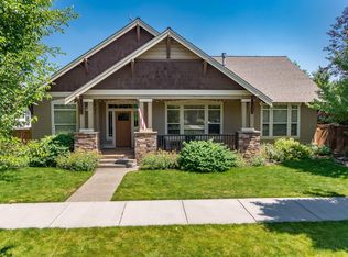 852 NW Rimrock Dr, Redmond, OR 97756