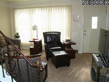 2nd image of 2910 Stanfield Dr