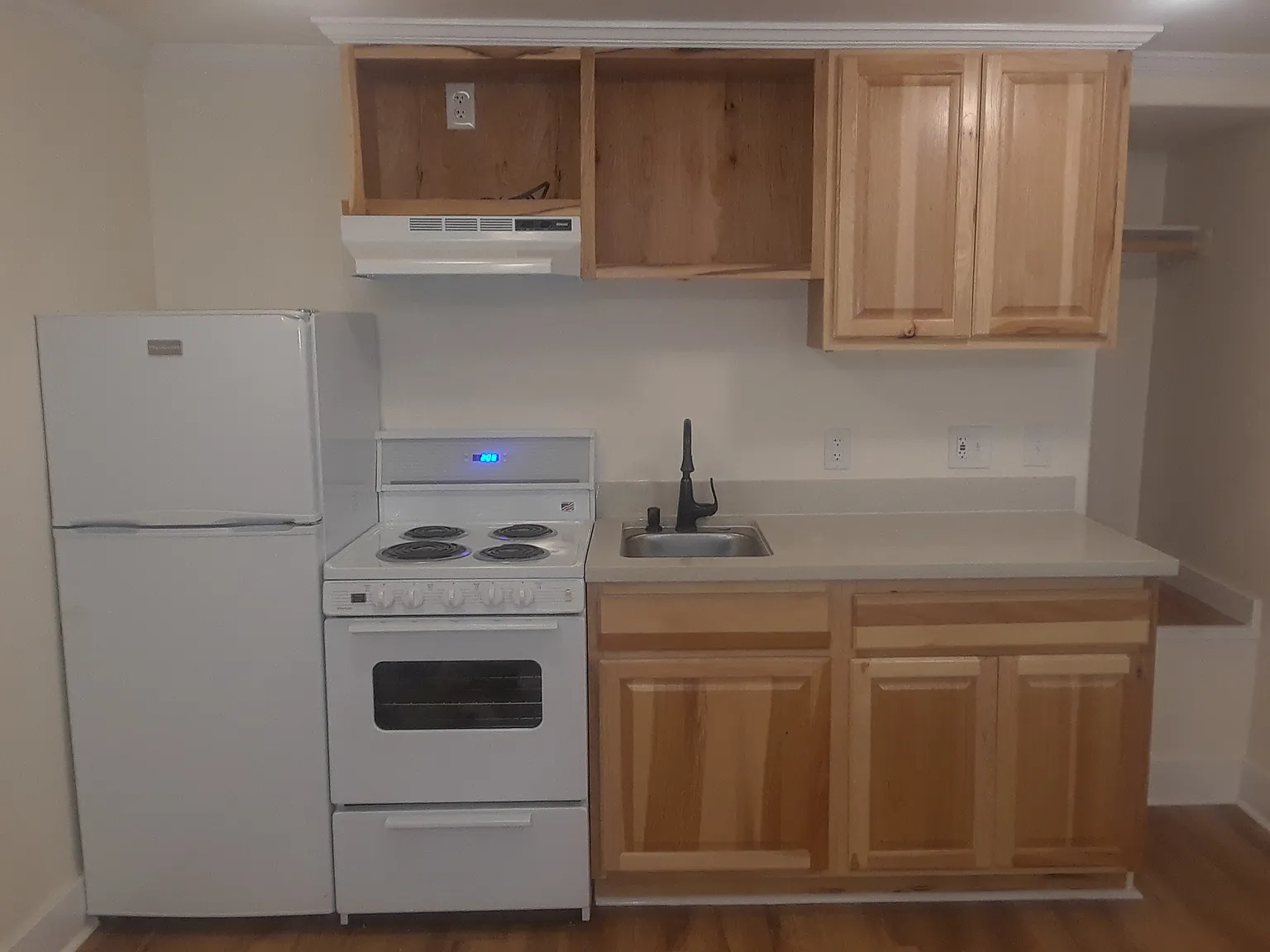 1 bed, 230 sqft, $1,500 — Photo 2