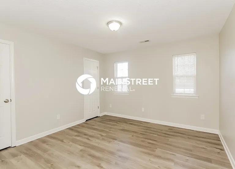 8106 Sheckler Ln — Photo 12